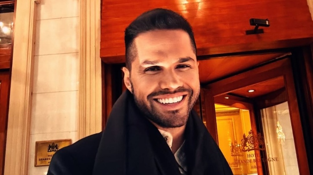 Γιώργος Τσαλίκης: Τραγουδά πρώτη φορά μαζί με τον αδερφό του, Παναγιώτη [βίντεο]